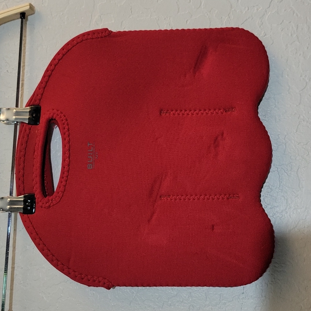 BUILT NY BYO Bag Red 6 Pack Bottle Neoprene Holder